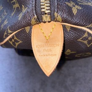 Authentic Luis Vuitton Keep All 55